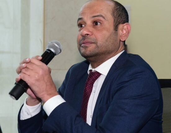 الدكتور أحمد الشيخ رئيس البورصة المصرية