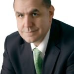 هاني ابو الفتوح يكتب : تخفيض أسعار الفائدة على شهادات البنك الأهلي وبنك مصر والبحث عن بدائل