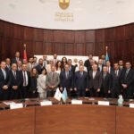 رئيس البنك الأهلي المصري ورئيس جامعة الاسكندرية مع قيادات البنك والجامعة