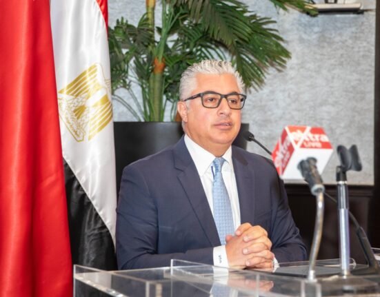 وليد جمال الدين رئيس اقتصادية قناة السويس